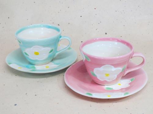 色花紋　ペアコーヒー碗皿
